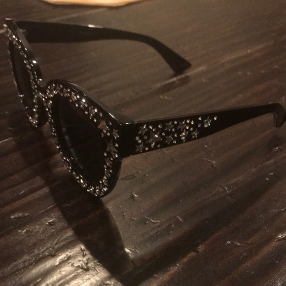 STARS Sunglasses. NEW!!! Black/Silver. - Picture 7 of 8